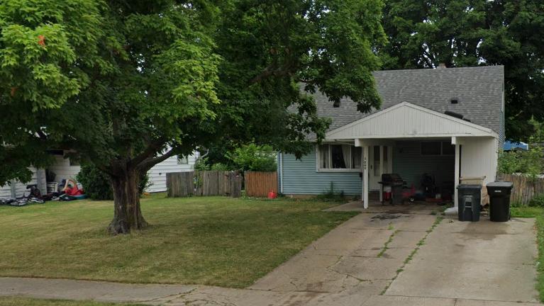 Photo - 1243 Alpine Dr House