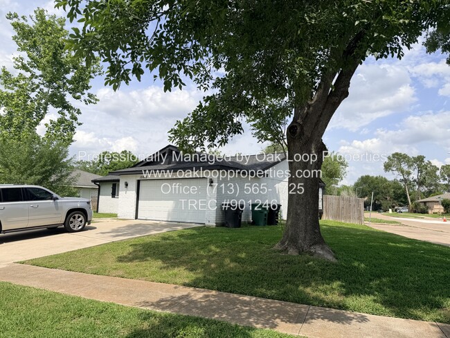 Photo - 15865 Ridgeroe Ln