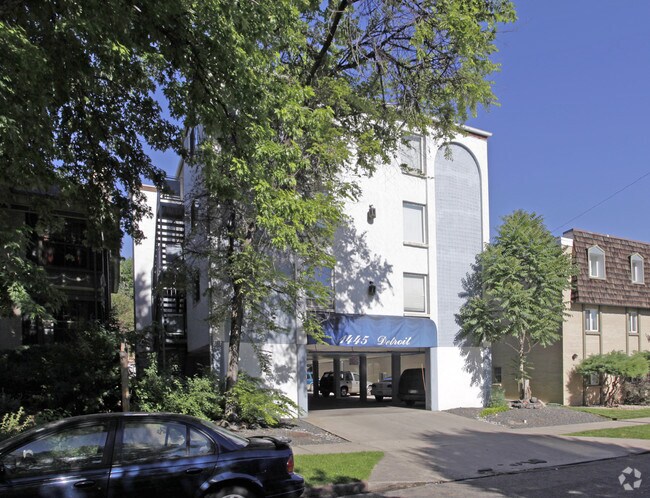 Photo - 1445 Detroit