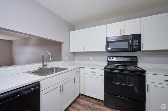 Interior Photo - CenterPointe Apartments & Townhomes