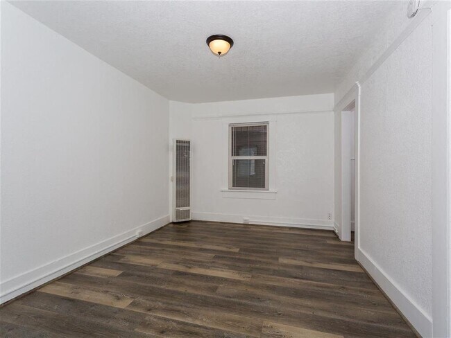 Espacio vital - 326 E. 8th