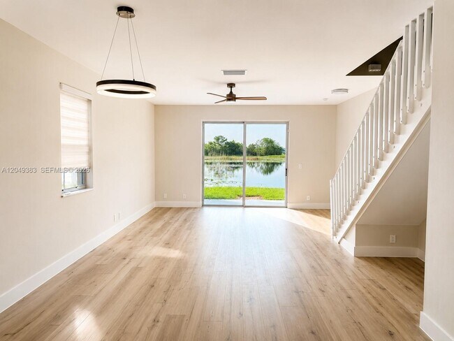 Photo - 1820 Salerno Cir