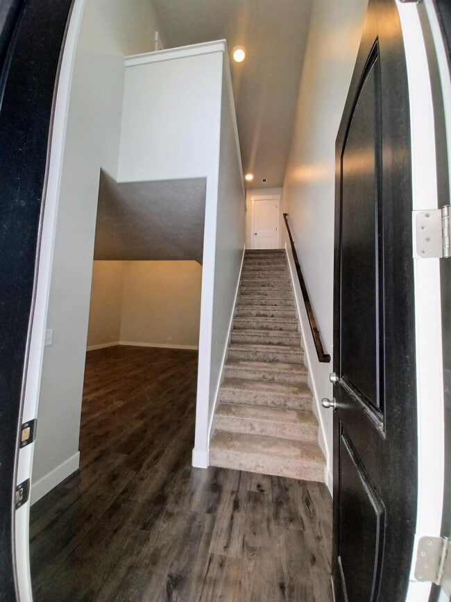 Photo - 2021 N 3960 W