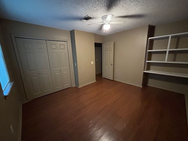 Photo - 1402 N Hartford Ave Unit 1402 N Hartford, Apt D