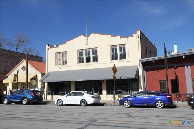 Photo - 185 S Seguin Ave Rental