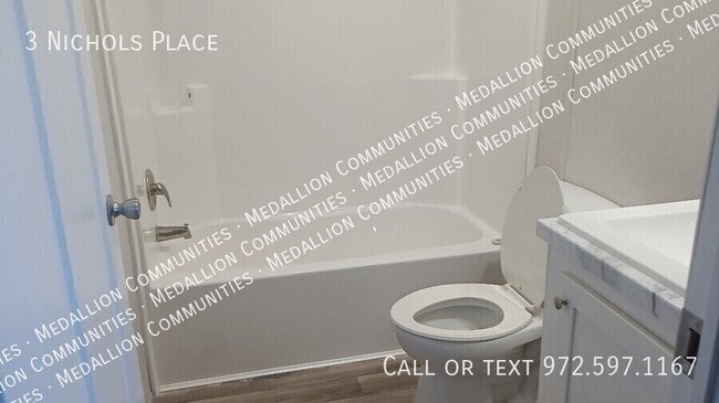 Photo - 3 Nichols Pl