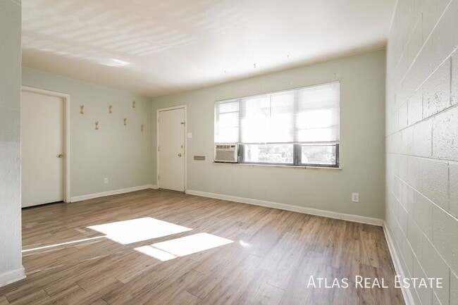 Building Photo - 3759 Wolff St