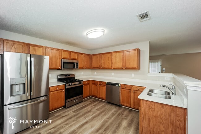 Photo - 3034 Summer Breeze Dr