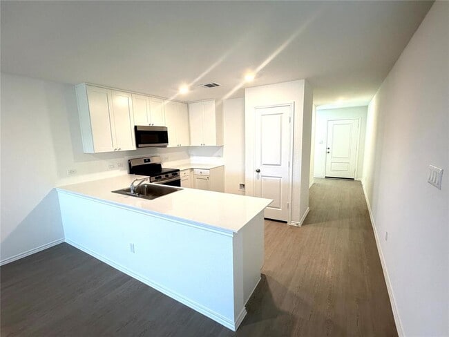 Photo - 360 Brannigan Dr