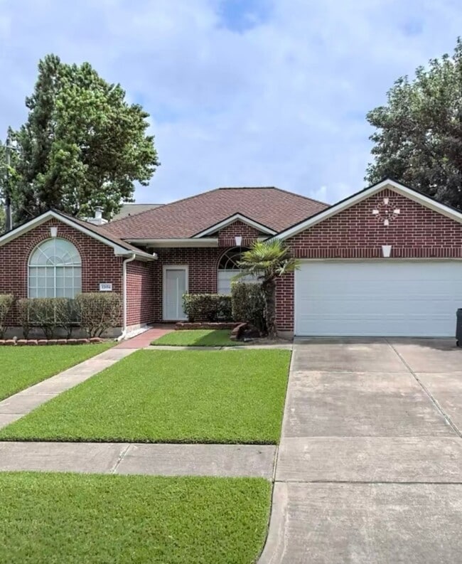 Building Photo - 12654 Stillington Dr Rental