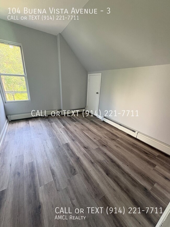 Building Photo - 104 Buena Vista Ave Unit 3