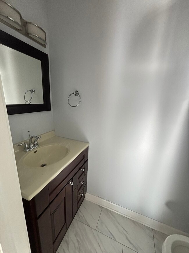 Photo - 1184 E Candlenut Ln