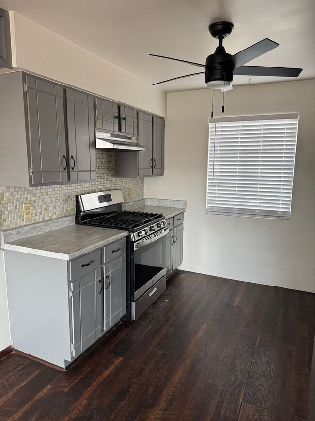 3208 E Almartin St Unit 3222