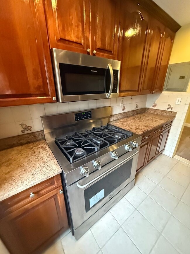 Photo - 63-11 110th St Unidad Apt C2