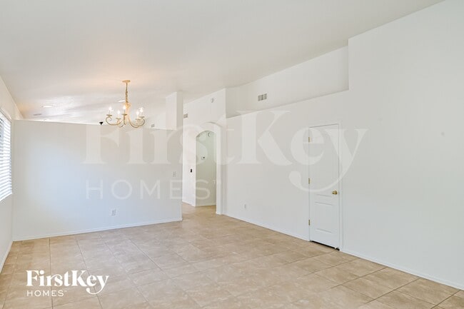 Photo - 2367 W Rousseau St