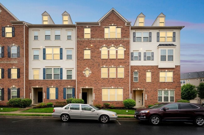 Building Photo - 6425 Alan Linton Blvd E Rental