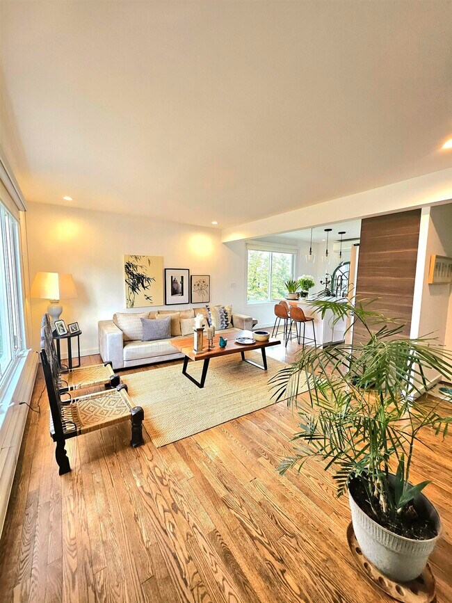 Photo - 301 E Glen Ave