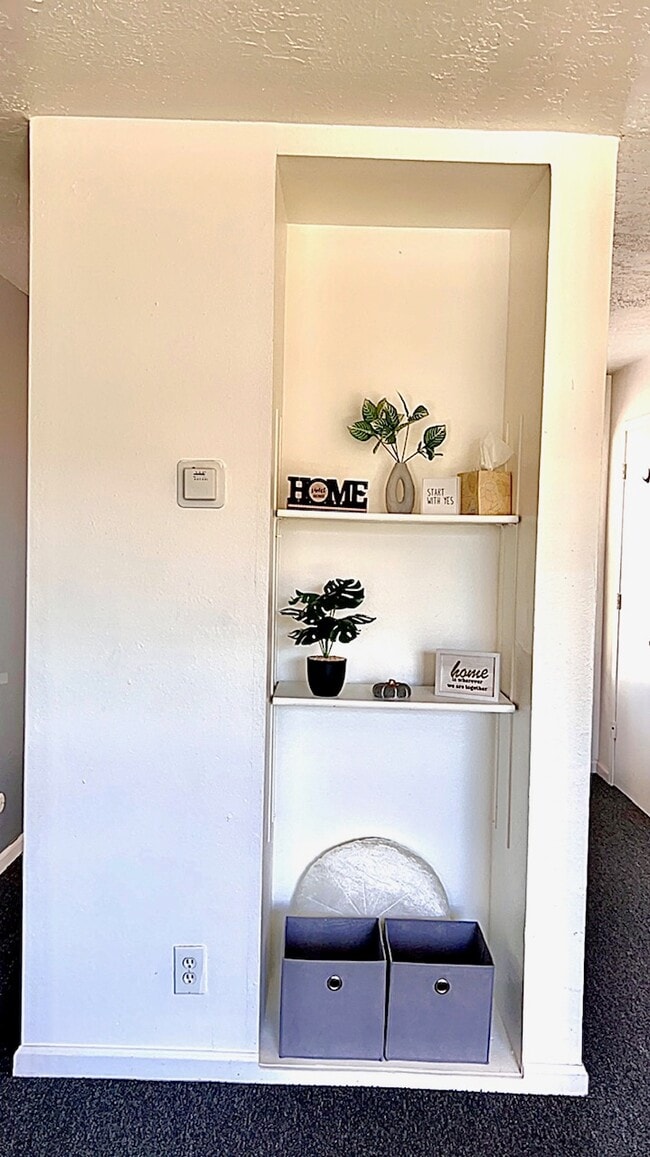 Photo - San Mateo Suites