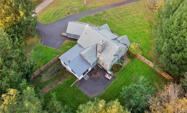 Photo - 7909 Turin Rd