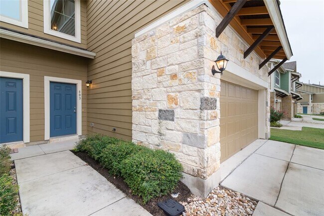 Photo - 1620 Bryant Dr Unit 603