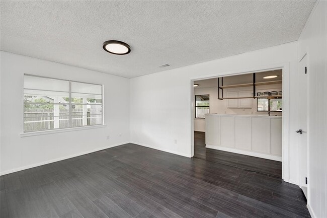 Photo - 4948 Crossover Rd