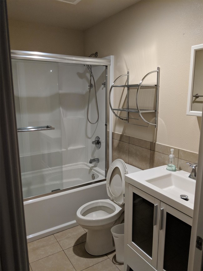 Photo - 10030 Orange Ave