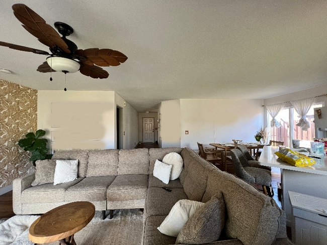 Photo - 4381 Olali St