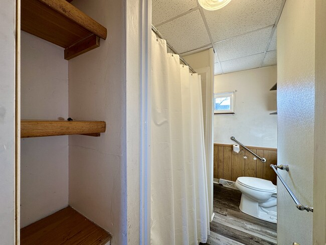 Photo - 628 Superior St