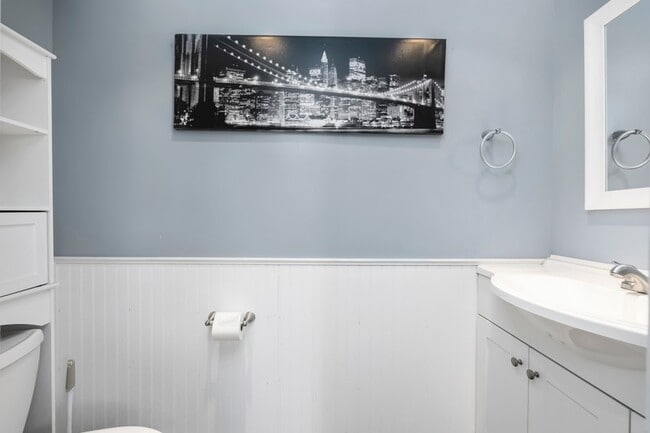 Photo - 4113 Cheltonham Way