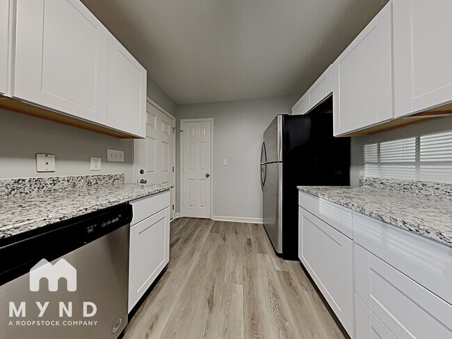 Photo - 1334 Reid St