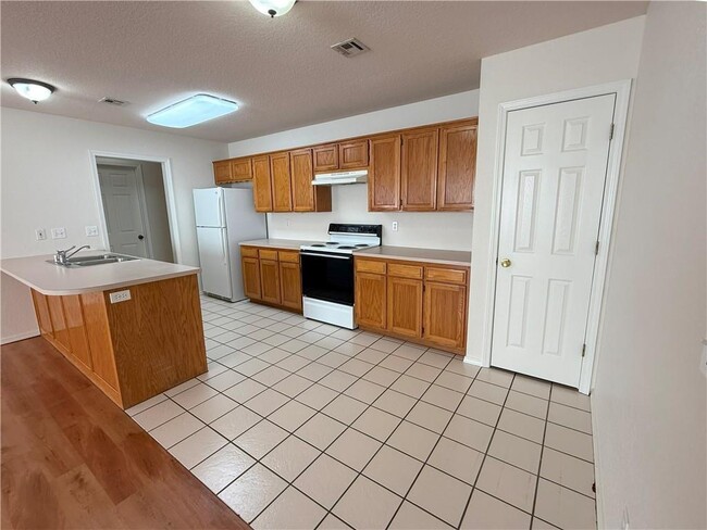 Photo - 3 Jonquilla Way