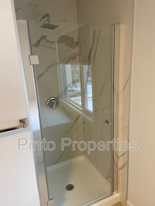 Photo - 10749-10786 86 Ave NW