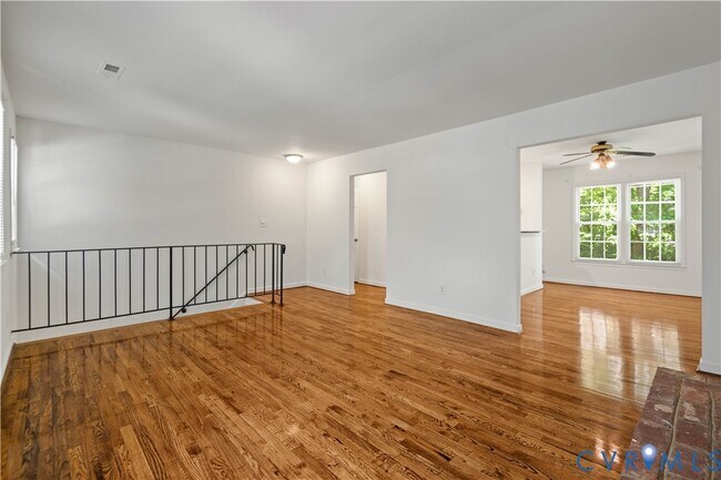 Photo - 1704 Taft Pl