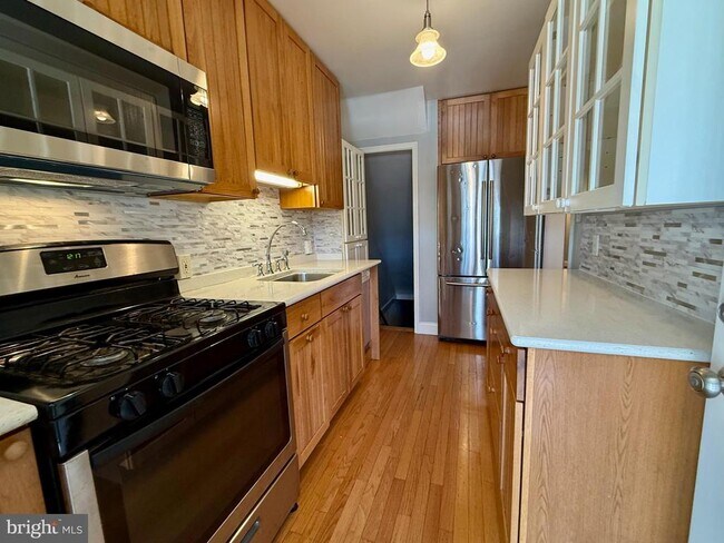 Photo - 78 S Hawthorne Rd