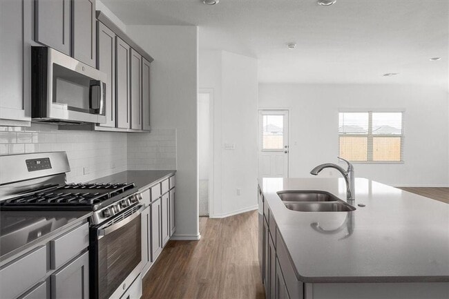 Photo - 325 Escondido Cir