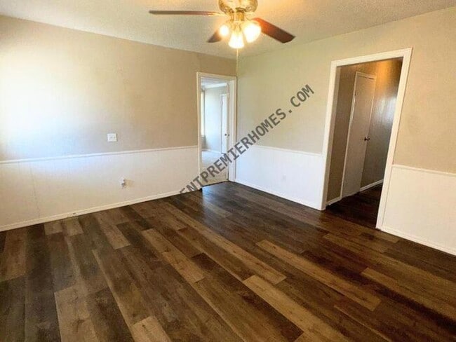 Photo - 3041 SW 40th Pl