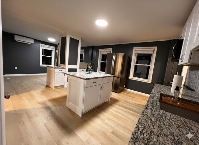 Photo - 143 Foote St Unit 1