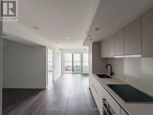Photo - 609 Sherbourne St Unit 1901
