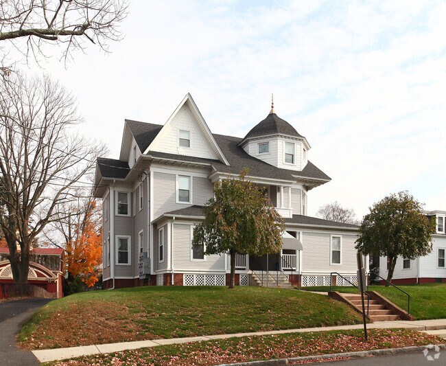 Photo - 125 Pearl St