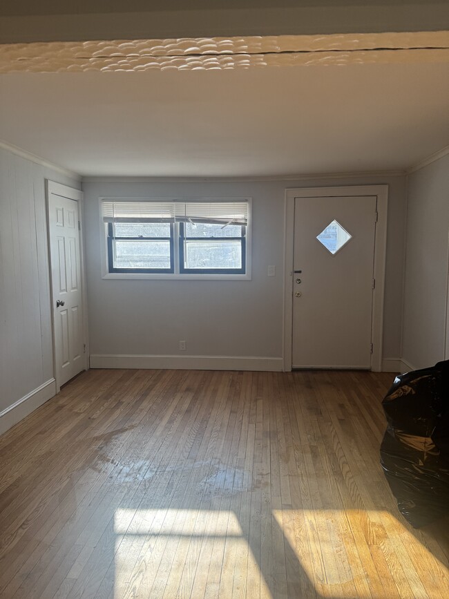 70 Highlawn St