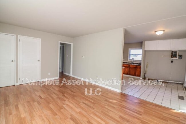 Photo - 3315 176th St