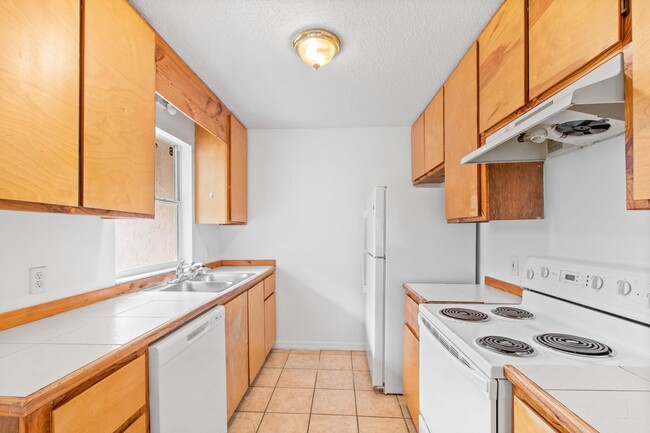 Photo - 202 F St Unit C
