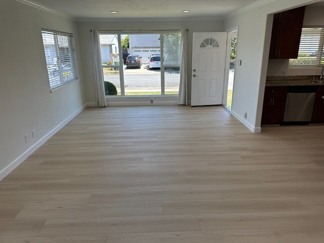 Photo - Bright 3BR Home with Central AC, Attached ...