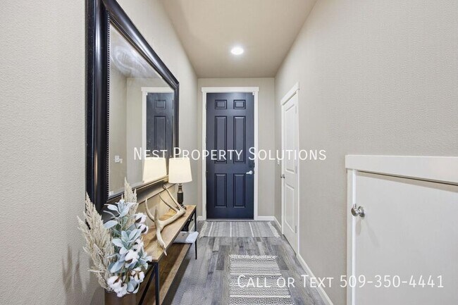 Photo - 1111 Hilltop Ave NE