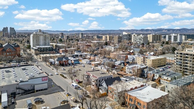 Building Photo - Beautiful Denver Condo