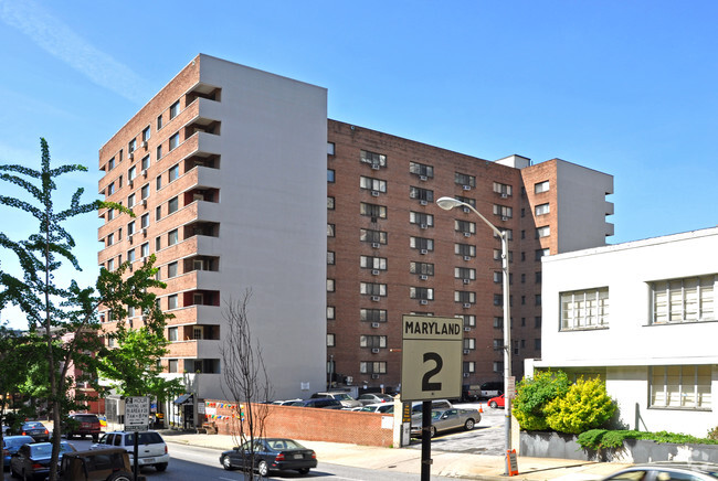 Building Photo - Saint Paul Regency Rental