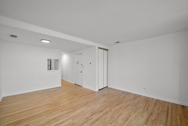 Photo - 1224 Washington St Unit 4A