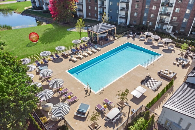 Residences at Lakeside