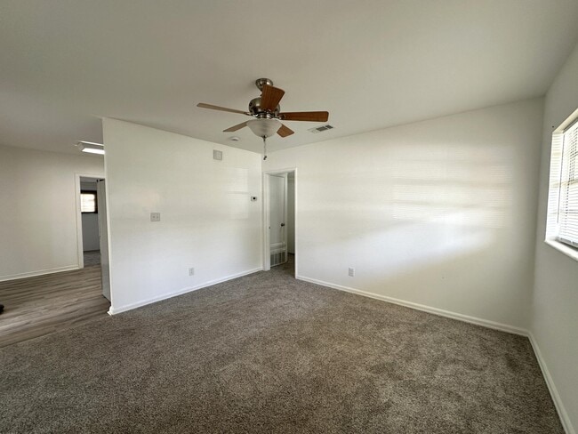 Photo - 110 Tyner Dr