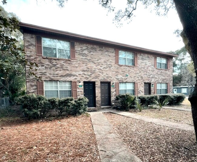 Photo - 17 Magnolia Ave SE